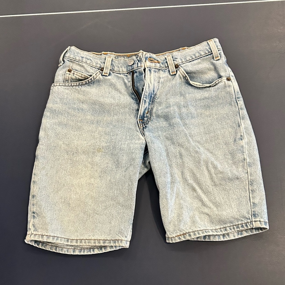 Levi’s 550 relaxed fit husky 31 jorts